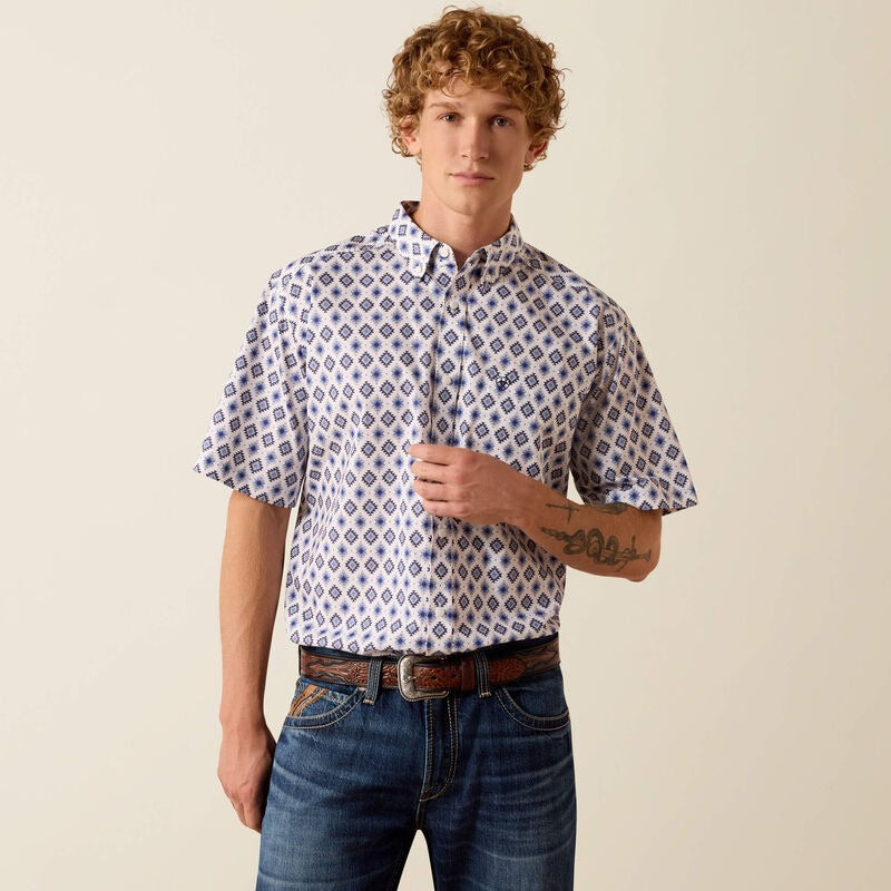 The Baxter SS Button Up Shirt by Ariat