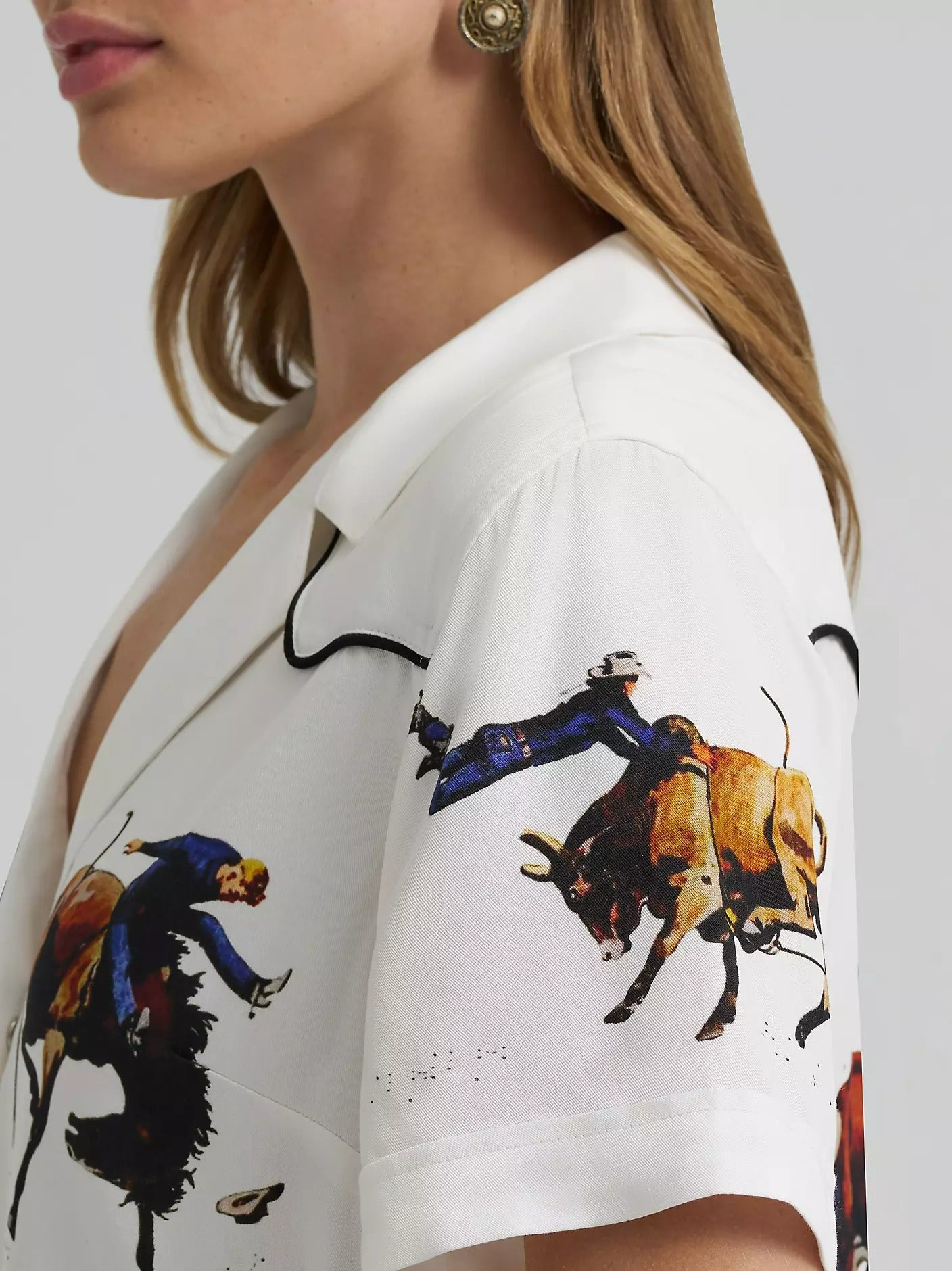 The Wild Flowers and Wild Horses Cropped Pearl Snap by Lainey Wilson x Wrangler