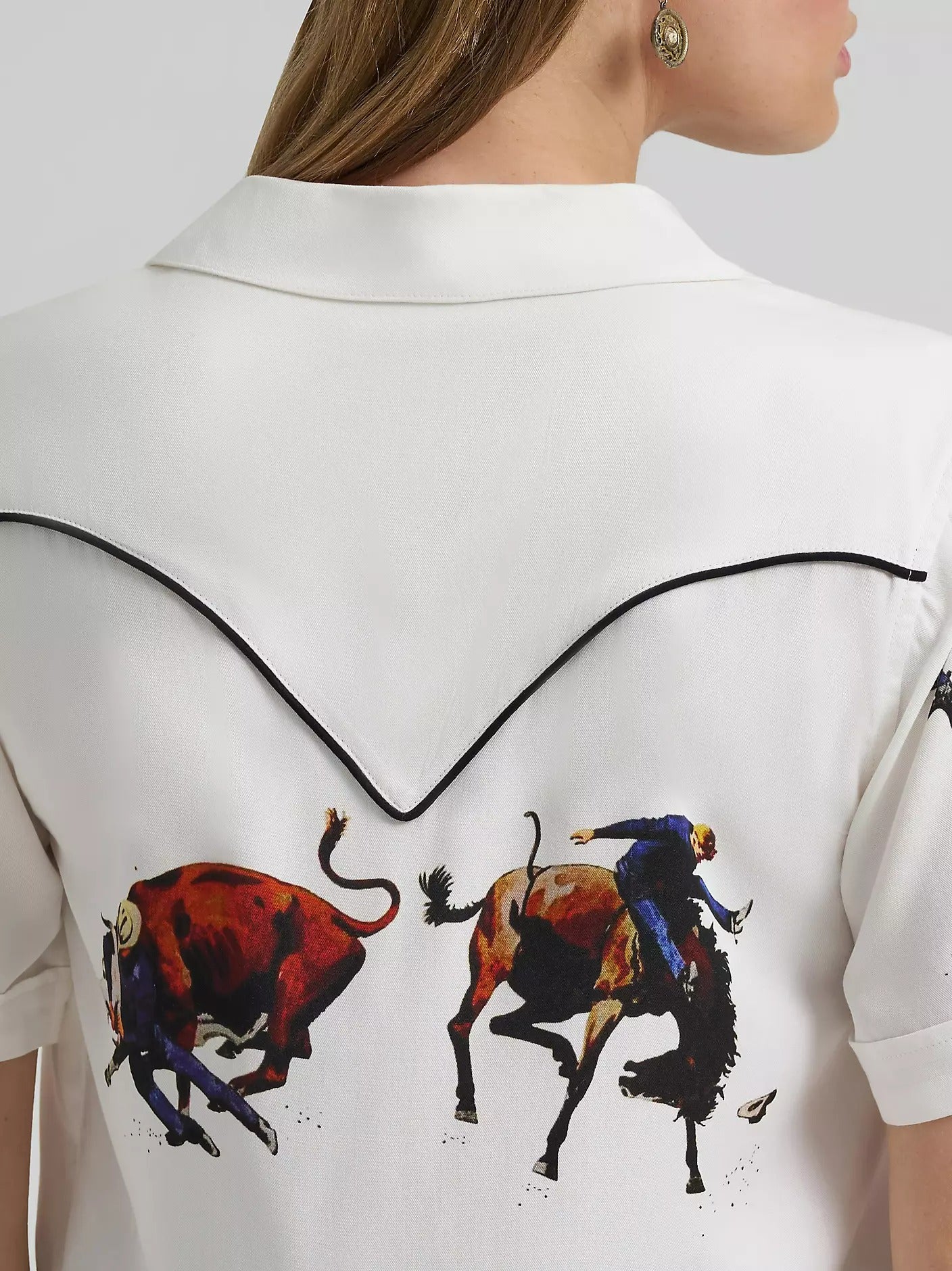 The Wild Flowers and Wild Horses Cropped Pearl Snap by Lainey Wilson x Wrangler
