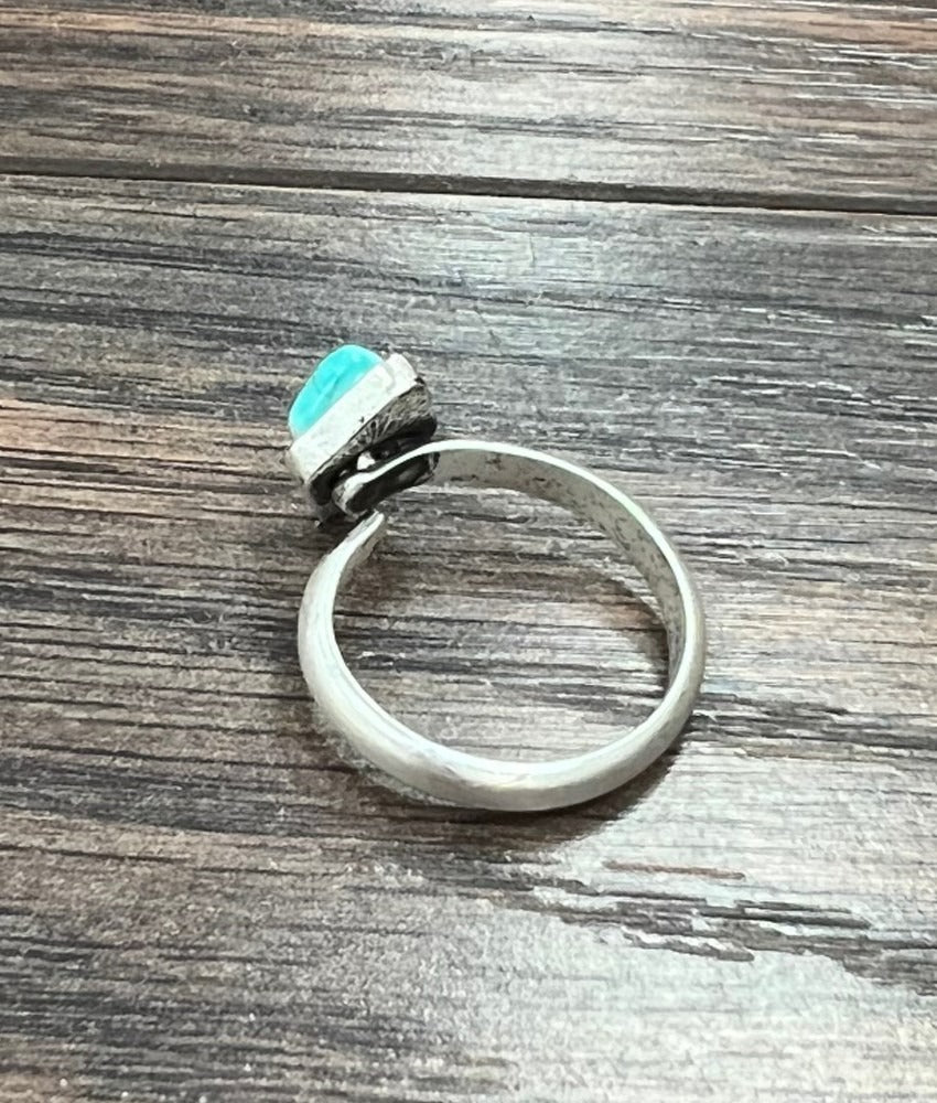 The Candy Diamond Adjustable Ring