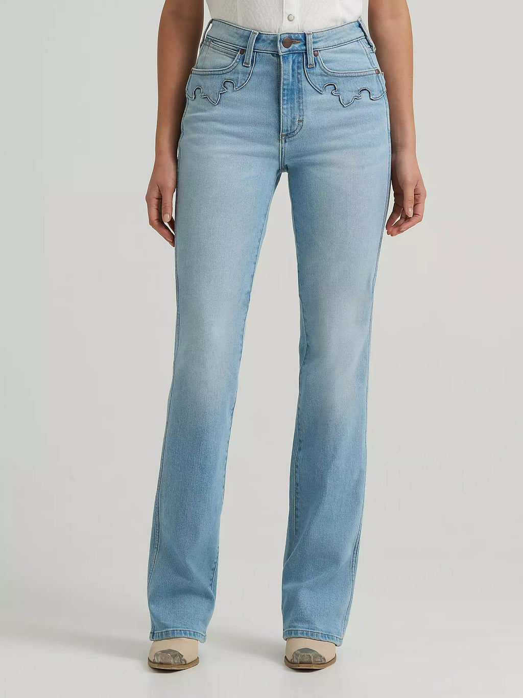 The Aubriell Bailey Light Wash Jeans by Wrangler Retro