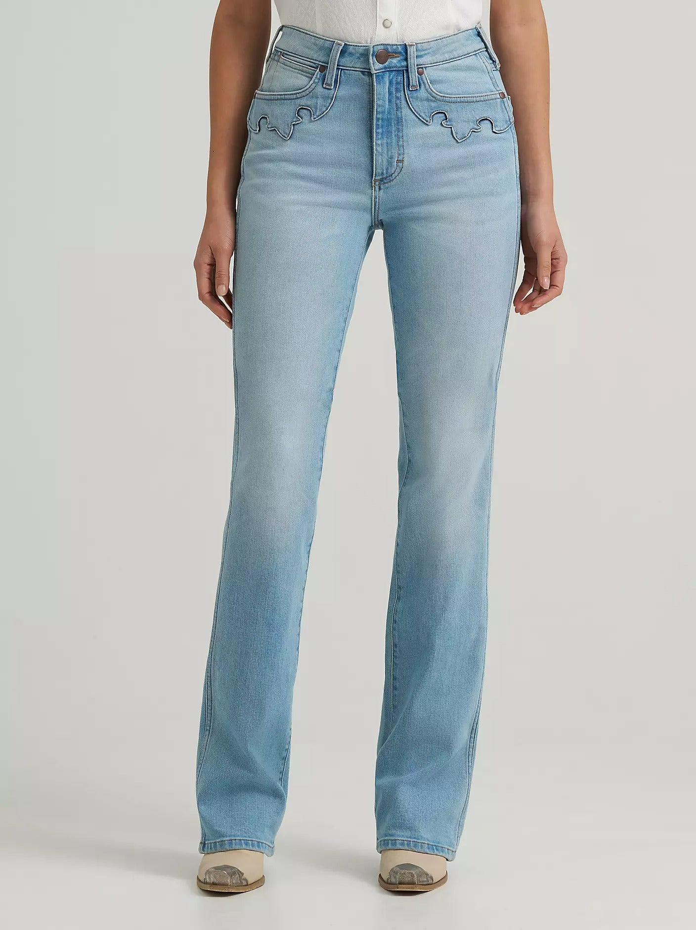 The Aubriell Bailey Light Wash Jeans by Wrangler Retro