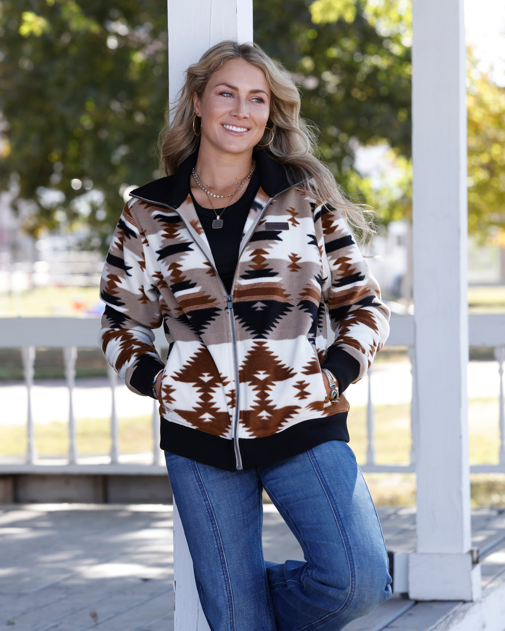 The Della Rae Fleece Sweater by Cinch