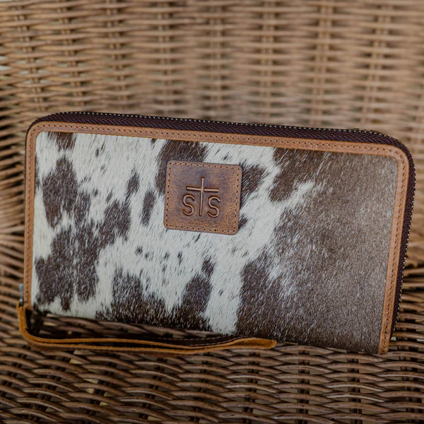 Vaquero Concho Bentley Cowhide Wallet by STS Ranch