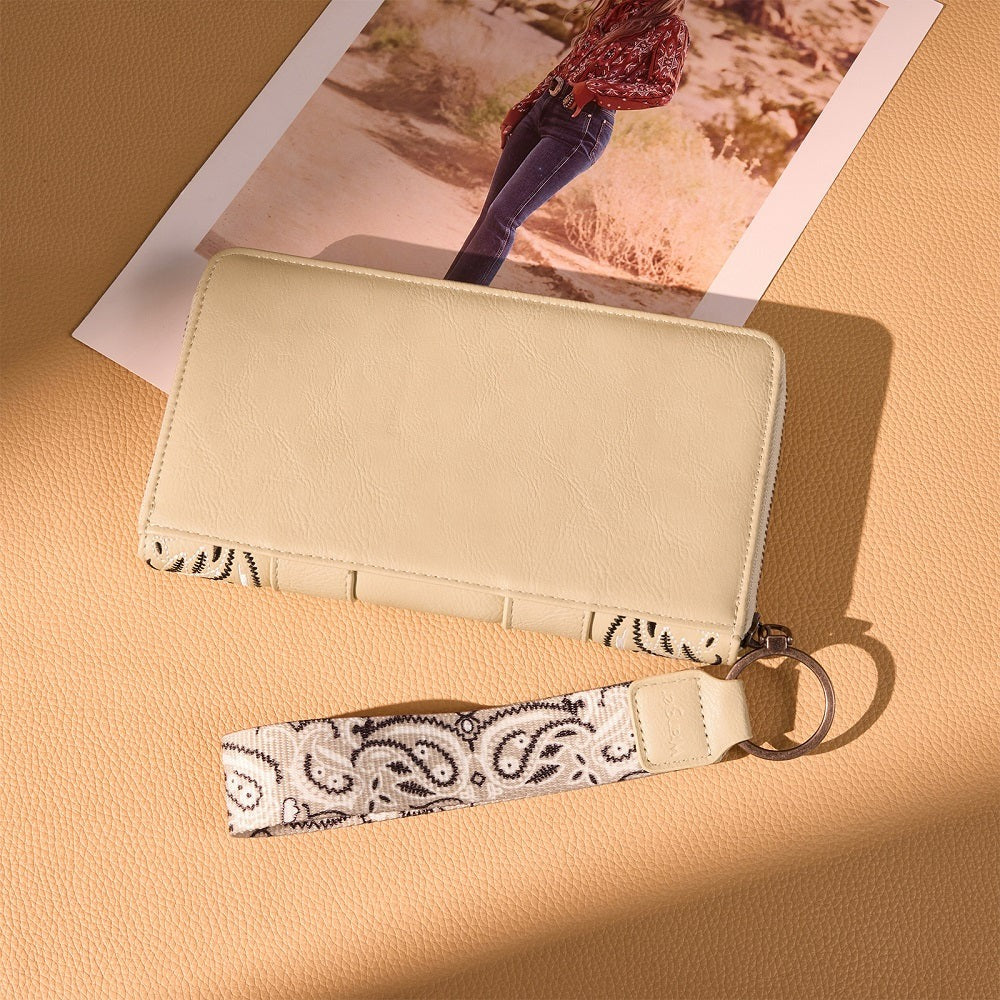 The Bandana Bandit Wallet by Wrangler - Totally Tan