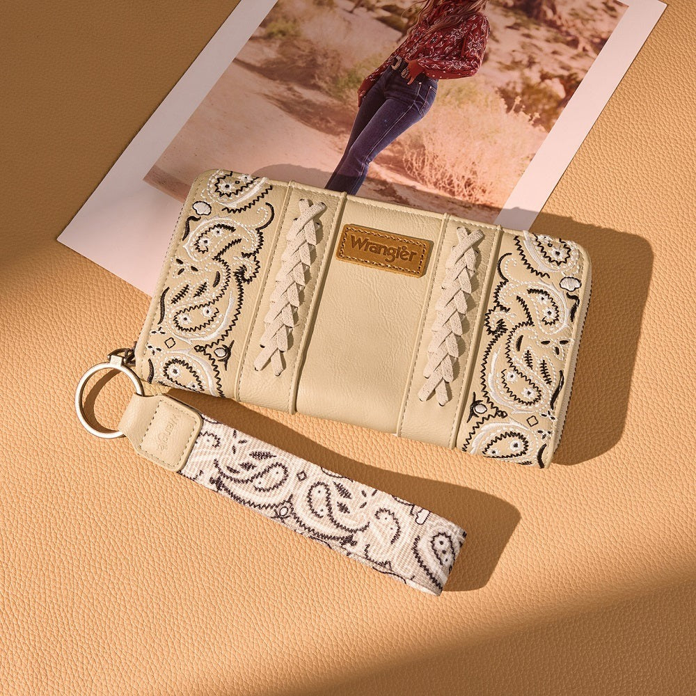 The Bandana Bandit Wallet by Wrangler - Totally Tan