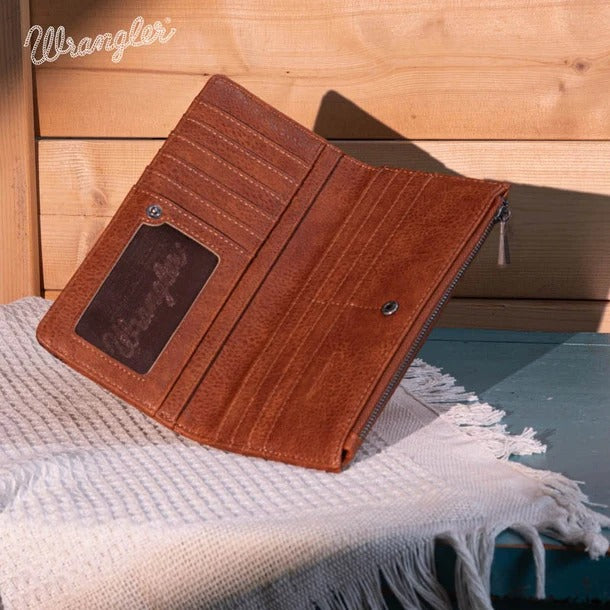 Boot Stitch Babe Wallet by Wrangler in Brown