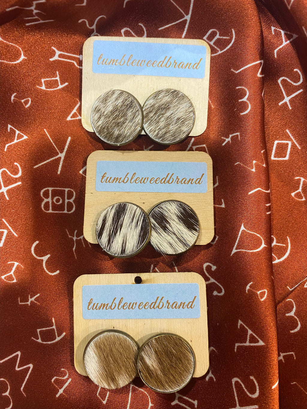 Buttonbelle Cowhide Stud Earring (Large)