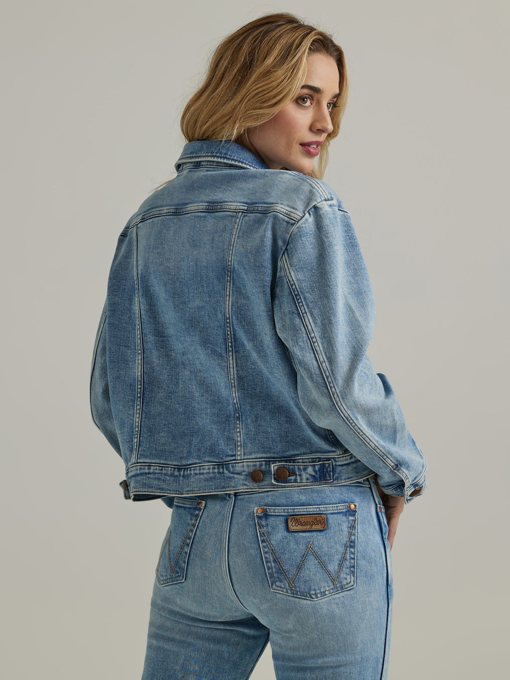 Cowboy Style Vintage Inspired Women's Denim Jacket by Wrangler Retro