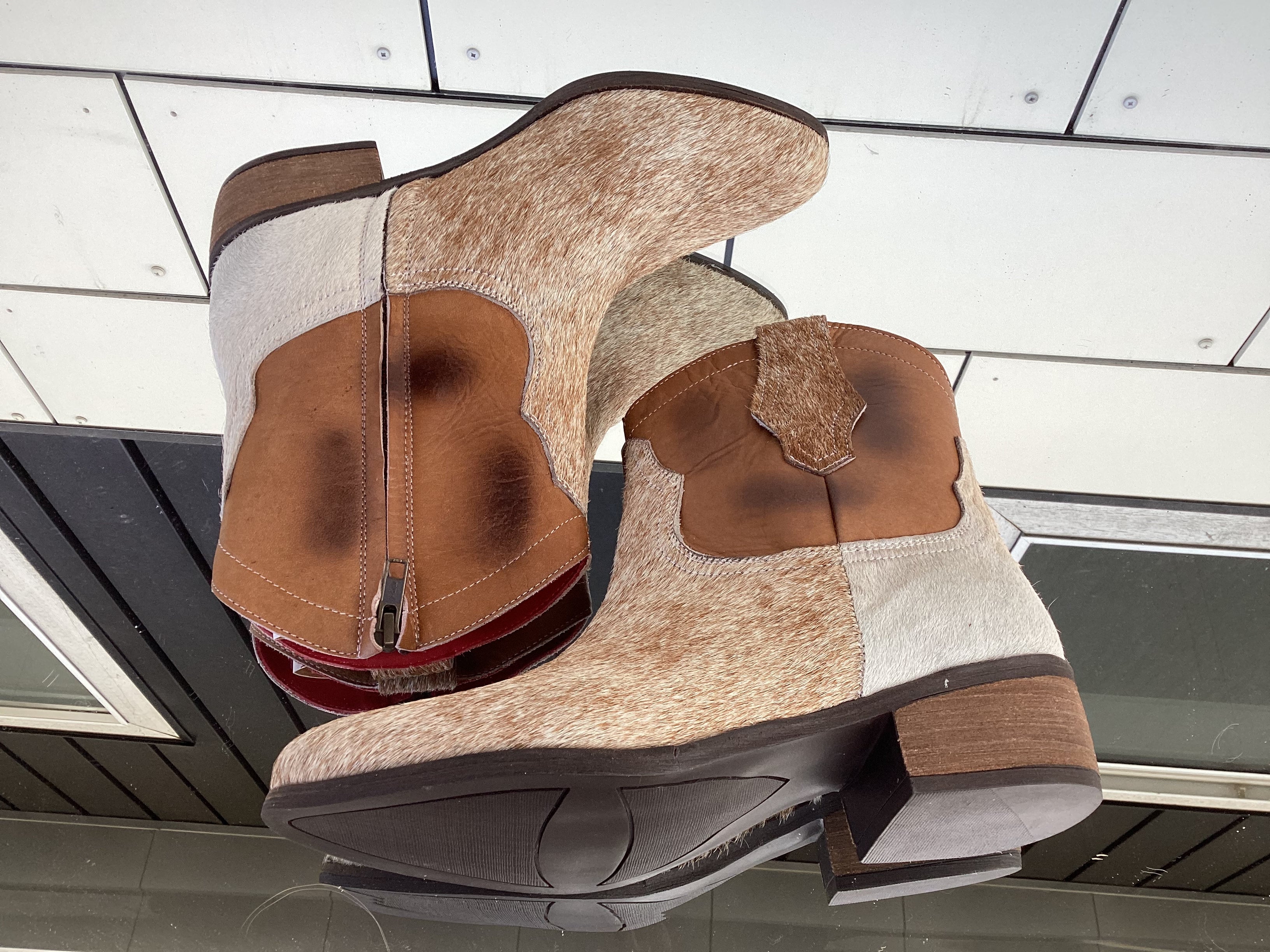 Johnny Boot Size 7 - Kenzie