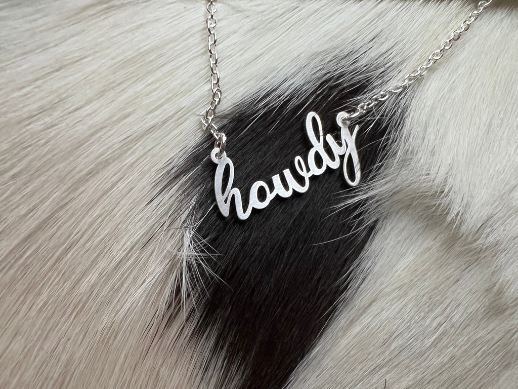 The Happy Lil’ Howdy Necklace - Silver