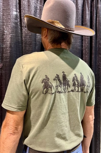 Straight Cowboy'n Tee in Military Green