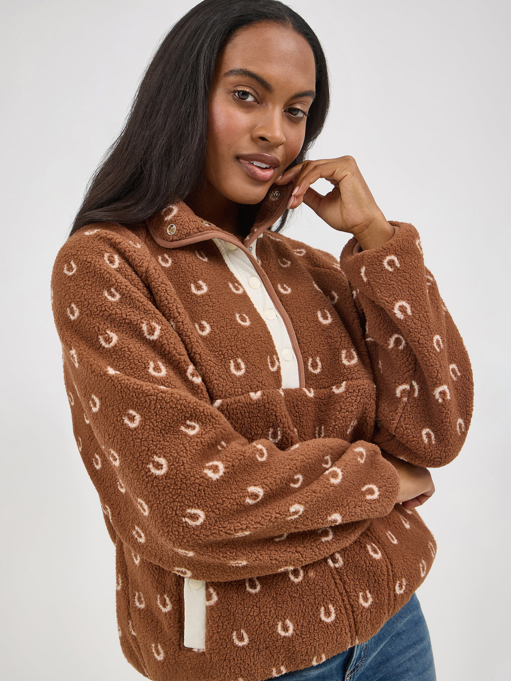 The Horseshoe Show Down Pull-over Sherpa By Wrangler