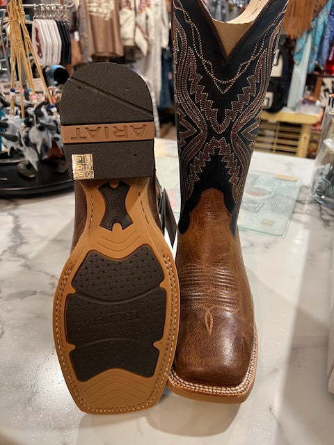 The Cody Baxter Men's Boot by ARIAT (EE WIDTH)