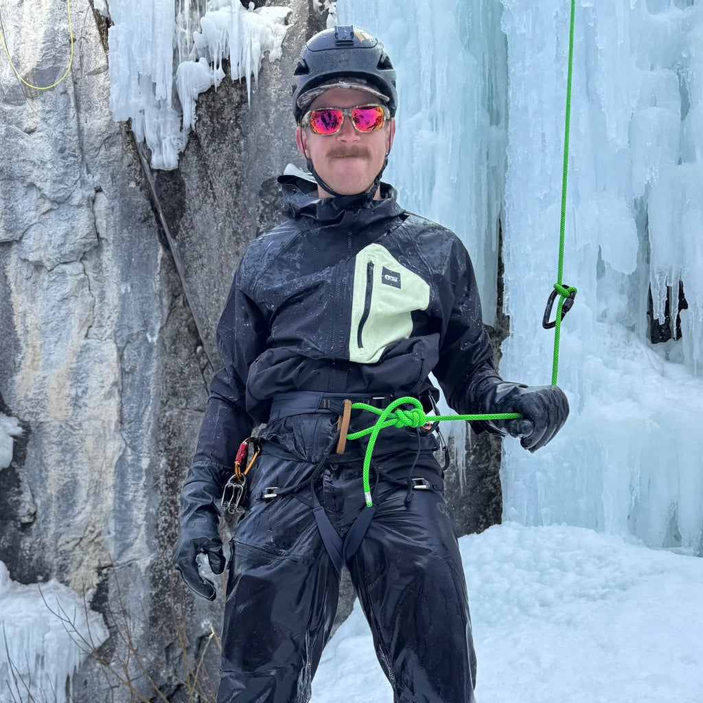 The Somox Actualbush in HDPV Polarized Red Sunglasses by Pit Viper