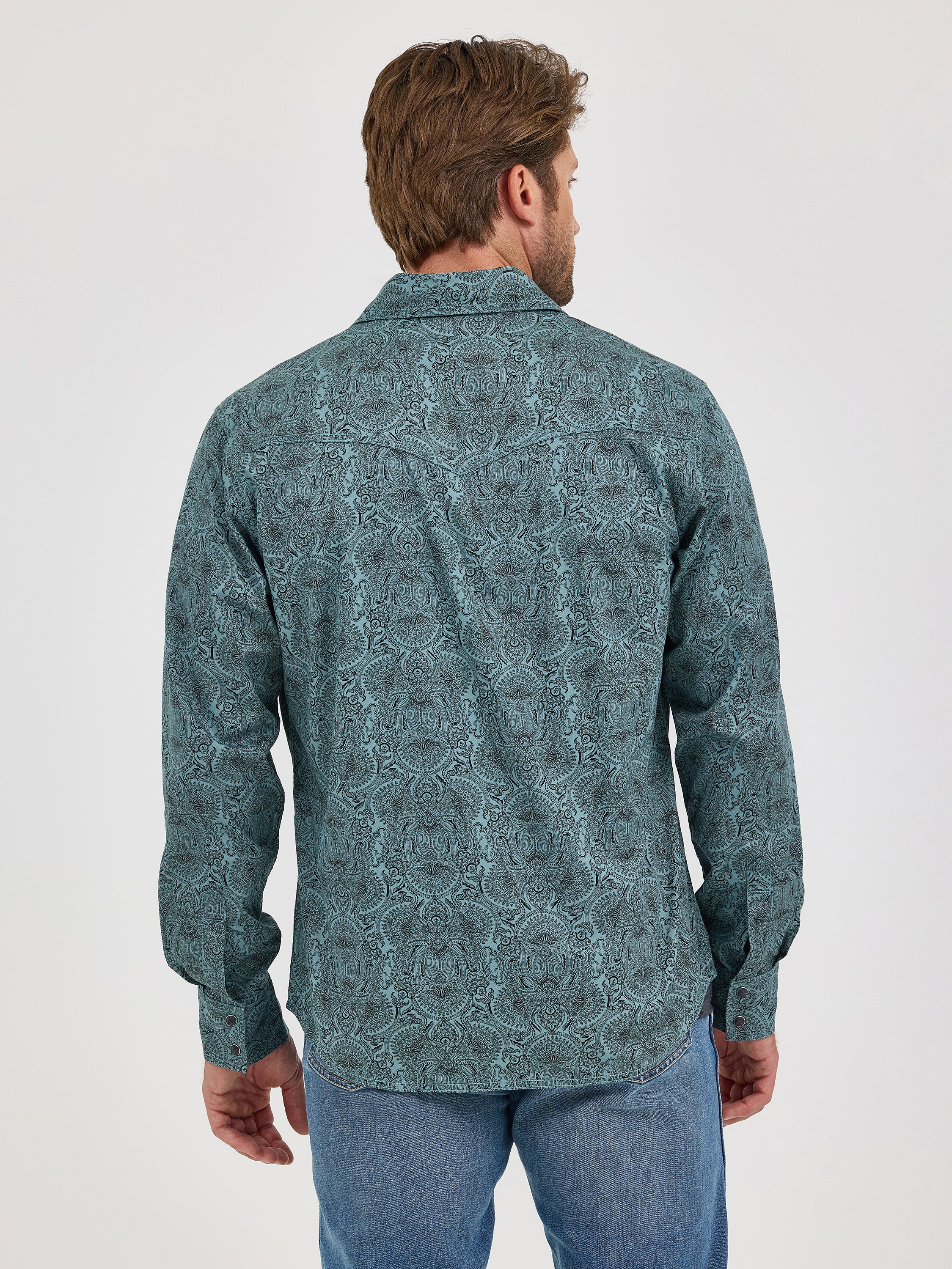 The Jesse James Modern Fit Pearl Snap Shirt by Wrangler