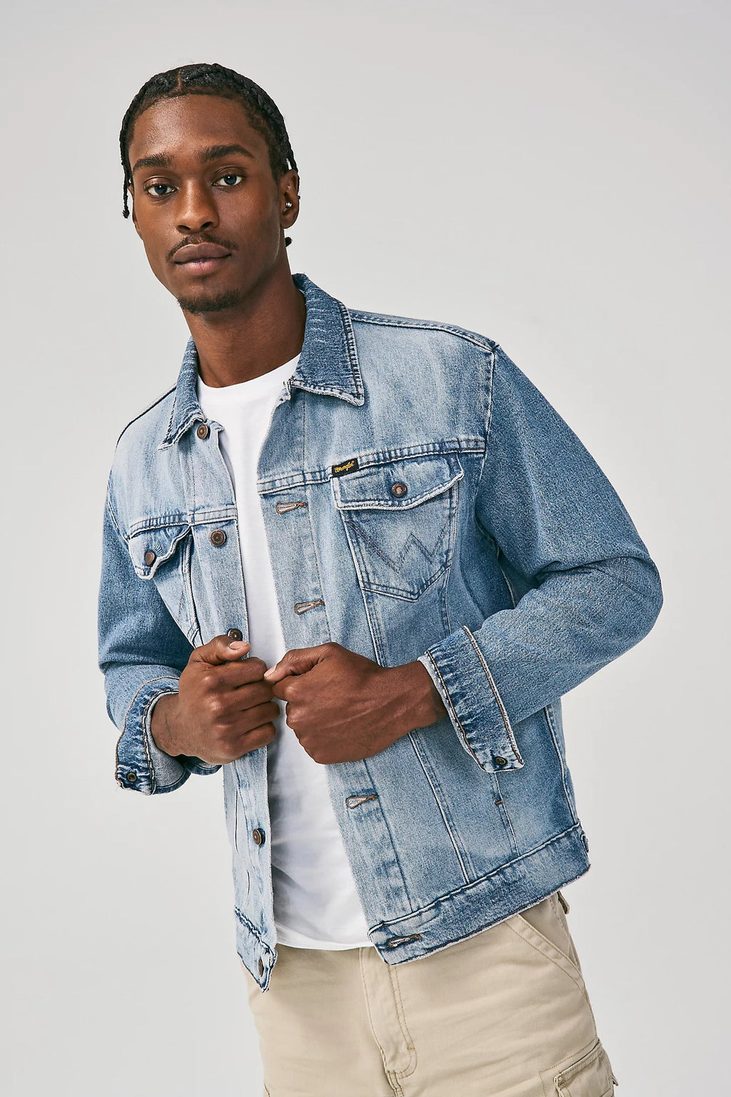 Cowboy Cut Vintage Inspired Men's Denim Jacket by Wrangler