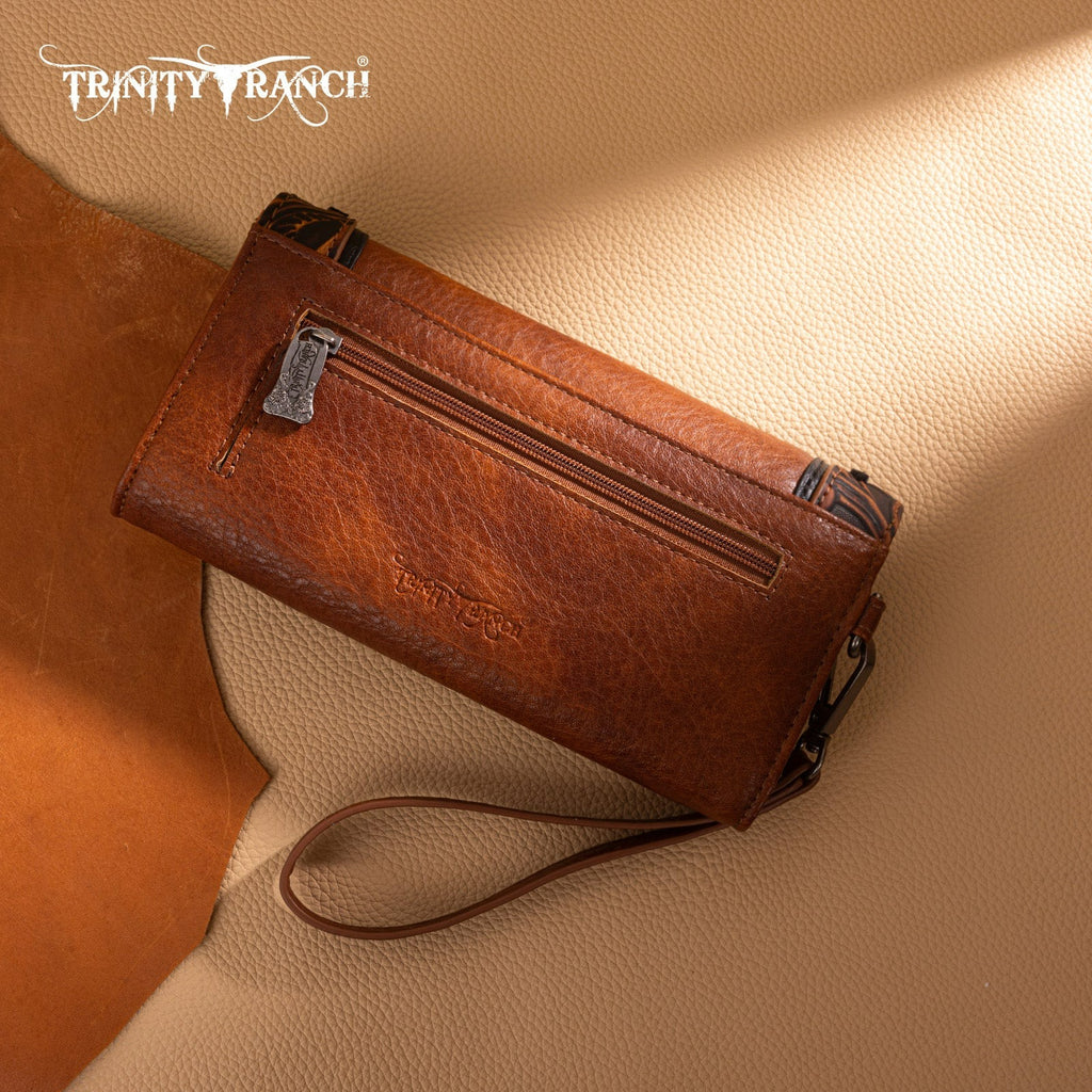 The Savannah Wristlet by Trinity Ranch - Brown