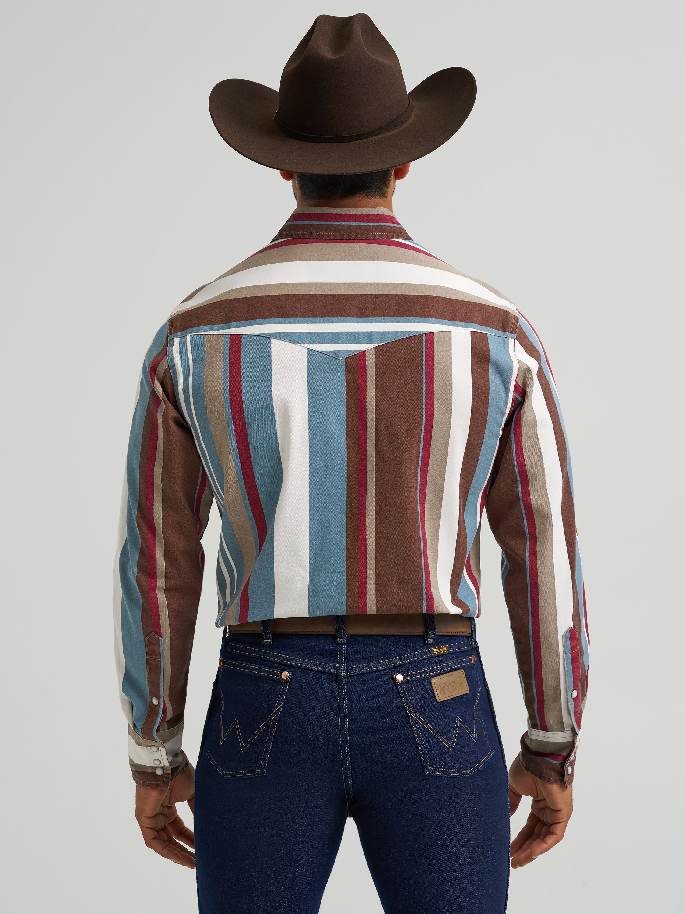The Cow Camp Brushpopper Pearl Snap Shirt by Wrangler