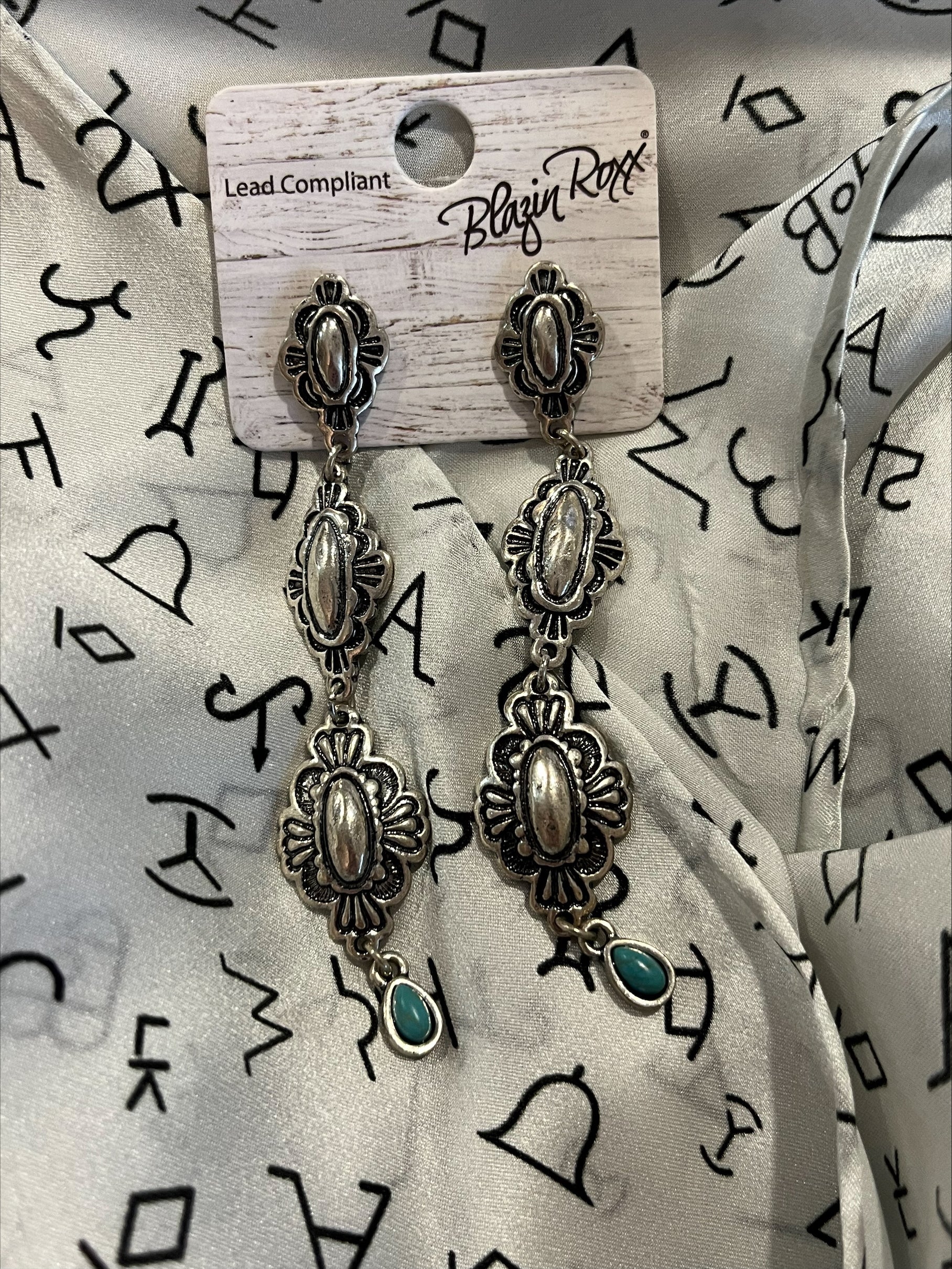 Earrings 3 Tier Blue Stone