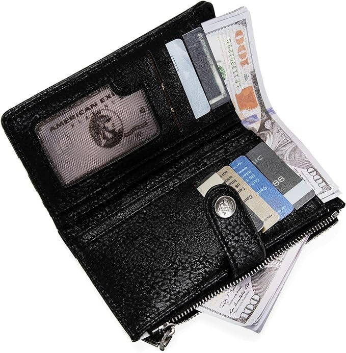 The Dairy Delight Small Wallet by Wrangler - Black/White