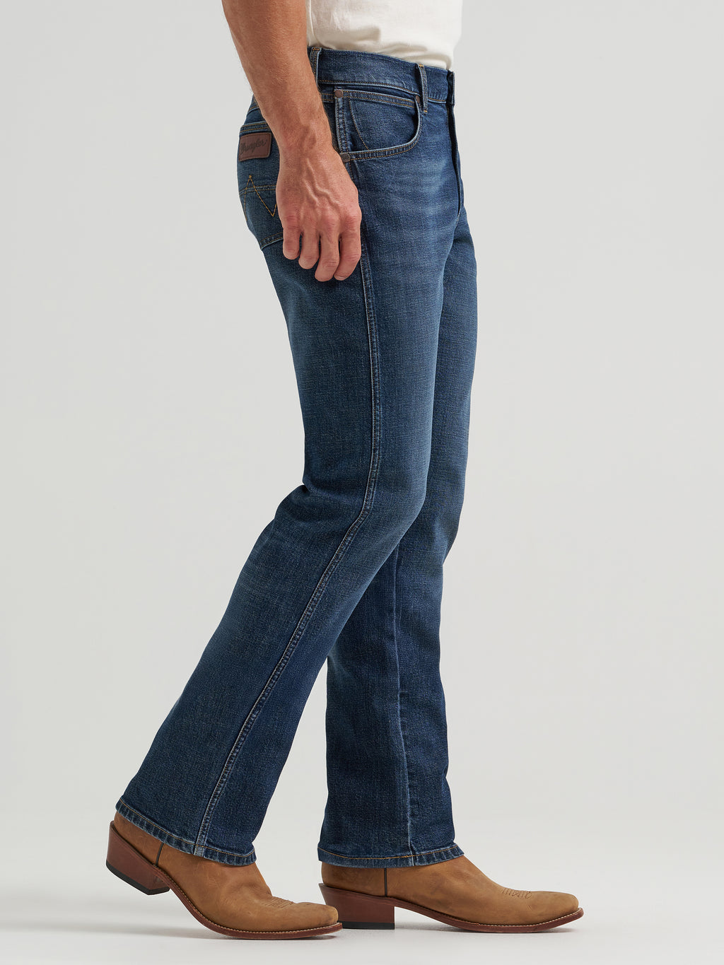 The Hoffman Retro Slim Boot Jeans by Wrangler