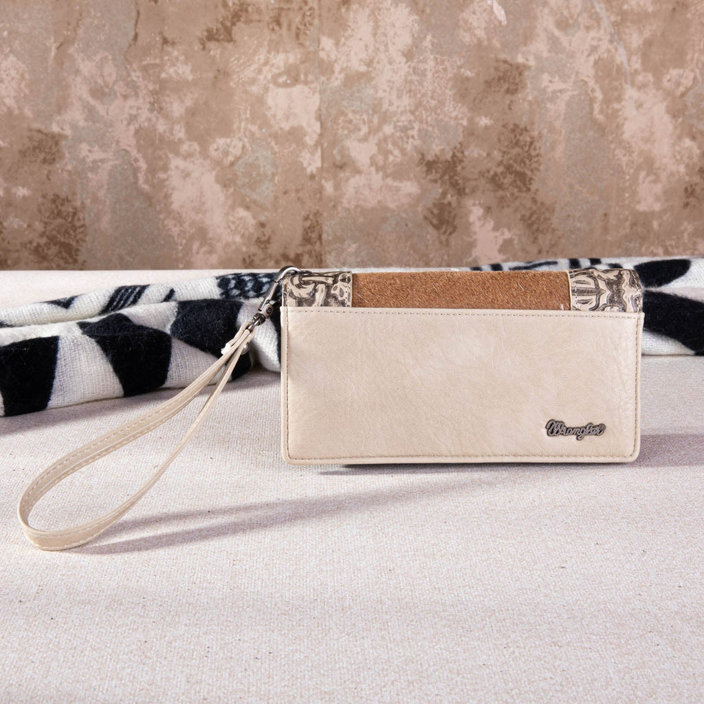 The High Brow Cat Wallet by Wrangler - Cremello
