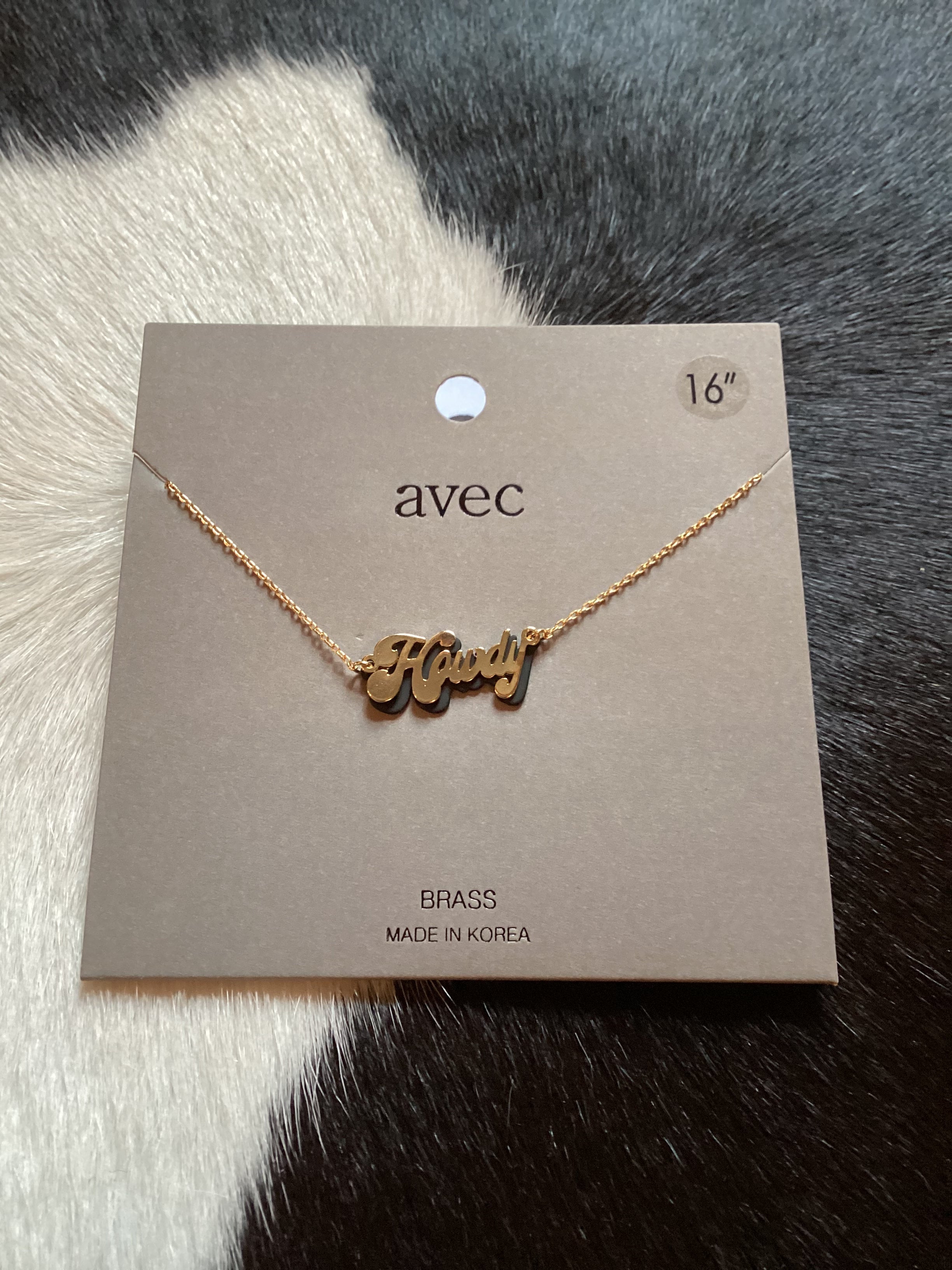 70’s Style Howdy Necklace