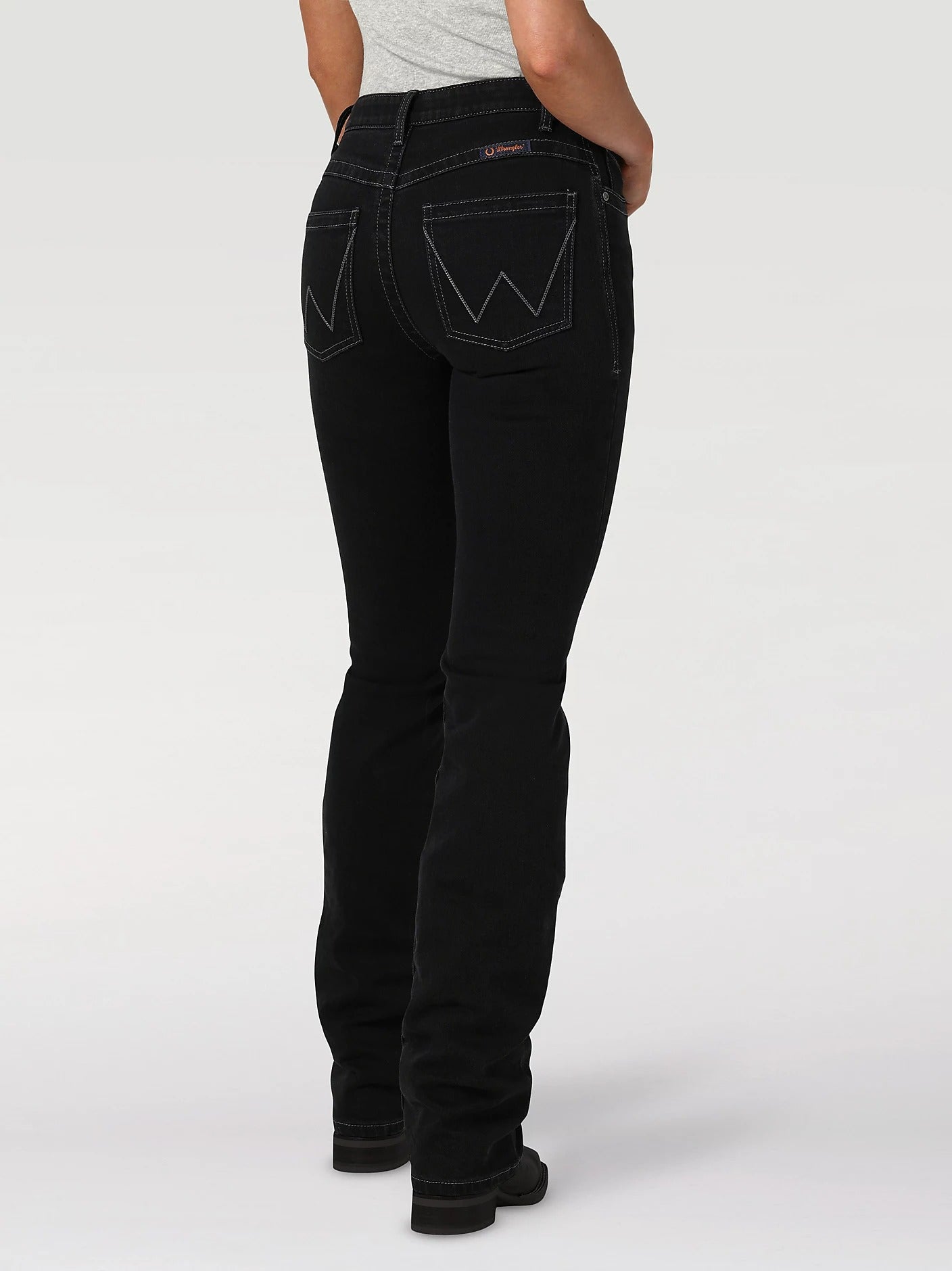 The Rollin' Coal Black Willow Jeans by Wrangler