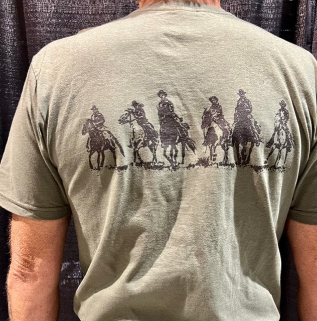 Straight Cowboy'n Tee in Military Green